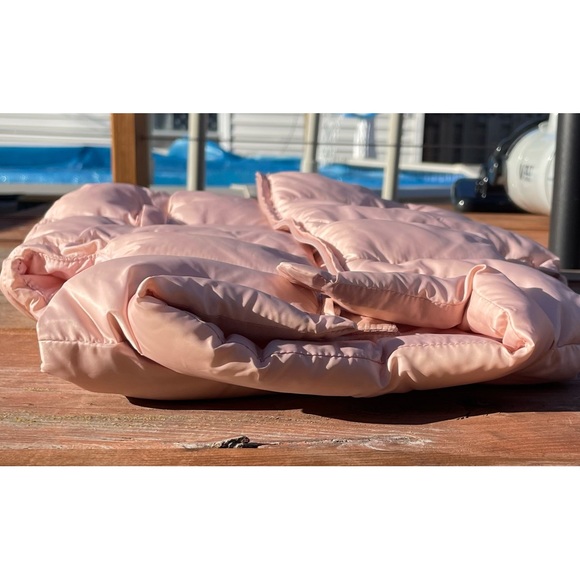 GAP baby puffer vest - Picture 5 of 8